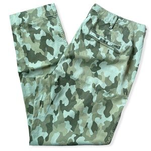 Gap 14 TALL high rise straight camo khakis